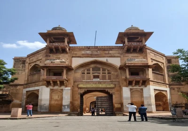 Akbari Fort