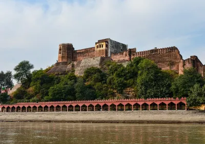 Akhnoor Fort