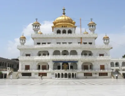 Alambagh Gurudwara