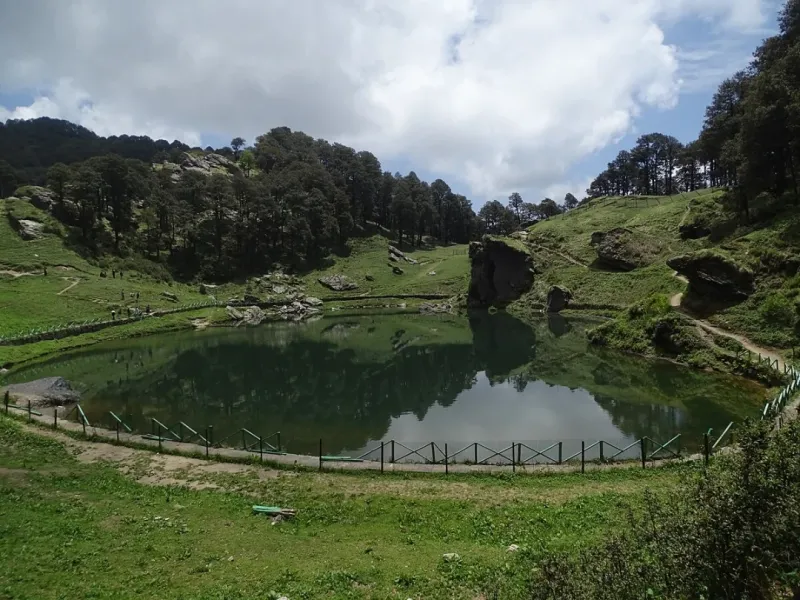 Serolsar Lake