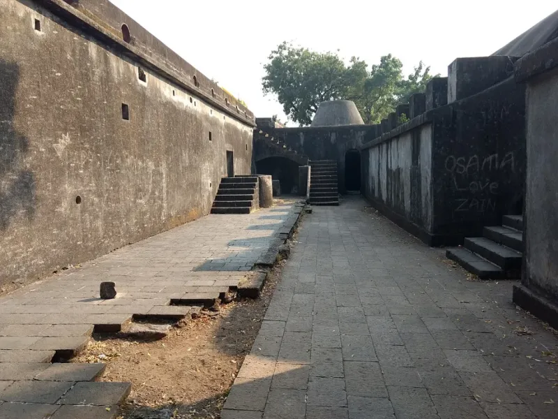 Sewri Fort
